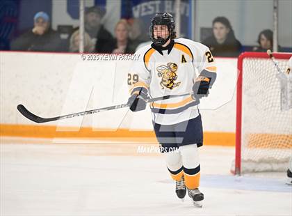 Thumbnail 1 in North Haven vs. East Haven (SCC D2 Semifinal) photogallery.