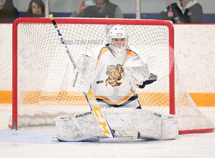 Thumbnail 1 in North Haven vs. East Haven (SCC D2 Semifinal) photogallery.