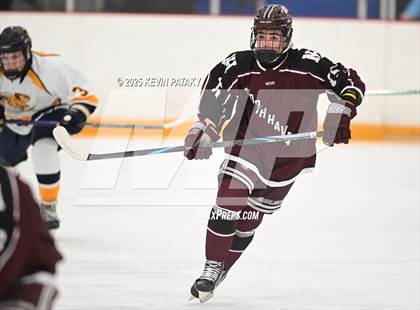 Thumbnail 3 in North Haven vs. East Haven (SCC D2 Semifinal) photogallery.