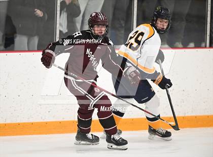 Thumbnail 1 in North Haven vs. East Haven (SCC D2 Semifinal) photogallery.