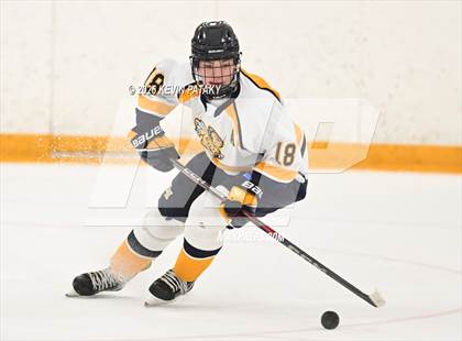 Thumbnail 1 in North Haven vs. East Haven (SCC D2 Semifinal) photogallery.