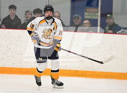 Thumbnail 2 in North Haven vs. East Haven (SCC D2 Semifinal) photogallery.