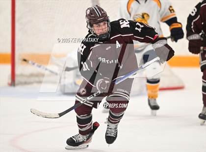 Thumbnail 2 in North Haven vs. East Haven (SCC D2 Semifinal) photogallery.