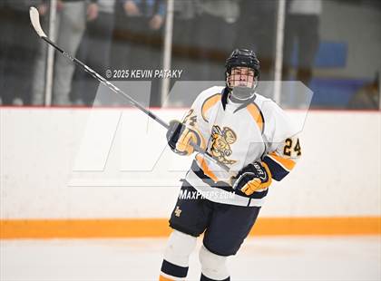 Thumbnail 3 in North Haven vs. East Haven (SCC D2 Semifinal) photogallery.