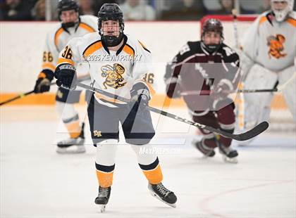 Thumbnail 1 in North Haven vs. East Haven (SCC D2 Semifinal) photogallery.