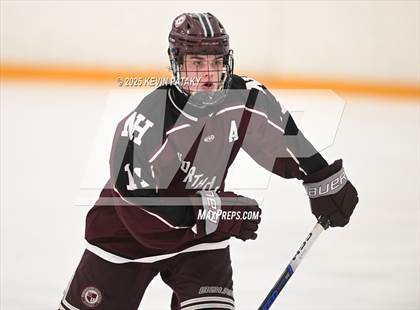 Thumbnail 2 in North Haven vs. East Haven (SCC D2 Semifinal) photogallery.