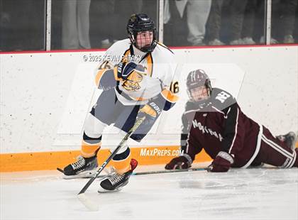 Thumbnail 3 in North Haven vs. East Haven (SCC D2 Semifinal) photogallery.