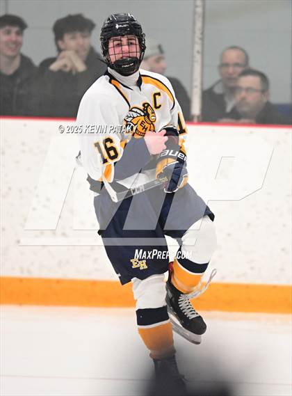 Thumbnail 3 in North Haven vs. East Haven (SCC D2 Semifinal) photogallery.