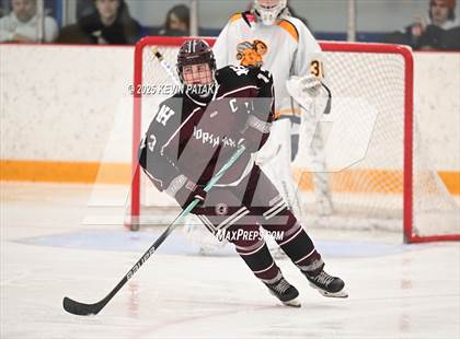 Thumbnail 2 in North Haven vs. East Haven (SCC D2 Semifinal) photogallery.