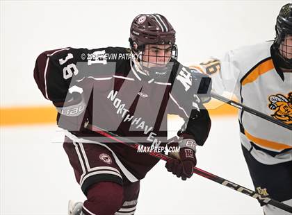 Thumbnail 1 in North Haven vs. East Haven (SCC D2 Semifinal) photogallery.