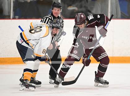 Thumbnail 2 in North Haven vs. East Haven (SCC D2 Semifinal) photogallery.