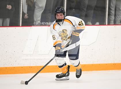 Thumbnail 3 in North Haven vs. East Haven (SCC D2 Semifinal) photogallery.