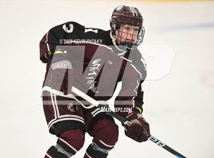 Thumbnail 1 in North Haven vs. East Haven (SCC D2 Semifinal) photogallery.