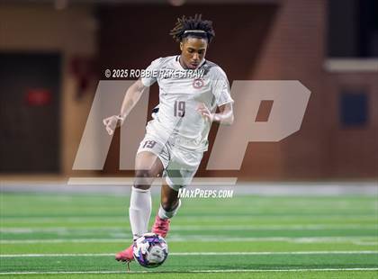 Thumbnail 3 in Plano West vs. Coppell (UIL 6A Division 1 Regional Final Playoff) photogallery.
