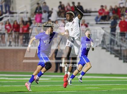 Thumbnail 1 in Plano West vs. Coppell (UIL 6A Division 1 Regional Final Playoff) photogallery.
