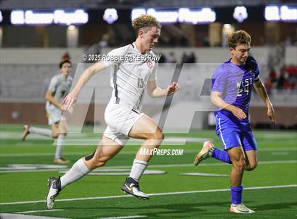 Thumbnail 2 in Plano West vs. Coppell (UIL 6A Division 1 Regional Final Playoff) photogallery.