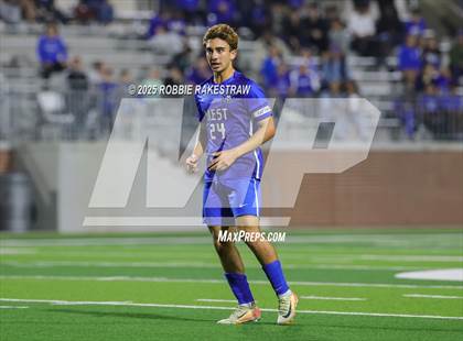 Thumbnail 3 in Plano West vs. Coppell (UIL 6A Division 1 Regional Final Playoff) photogallery.