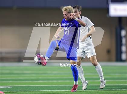 Thumbnail 3 in Plano West vs. Coppell (UIL 6A Division 1 Regional Final Playoff) photogallery.