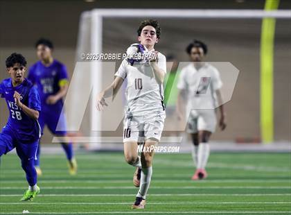 Thumbnail 1 in Plano West vs. Coppell (UIL 6A Division 1 Regional Final Playoff) photogallery.
