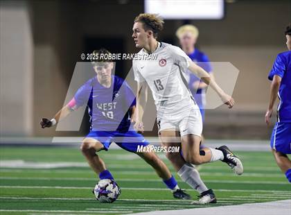 Thumbnail 1 in Plano West vs. Coppell (UIL 6A Division 1 Regional Final Playoff) photogallery.