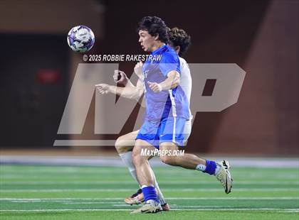 Thumbnail 2 in Plano West vs. Coppell (UIL 6A Division 1 Regional Final Playoff) photogallery.