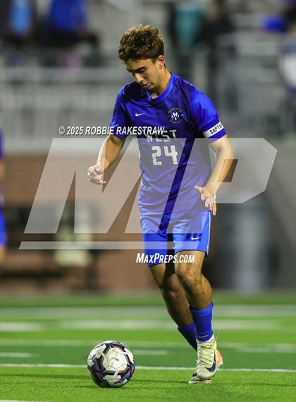 Thumbnail 1 in Plano West vs. Coppell (UIL 6A Division 1 Regional Final Playoff) photogallery.