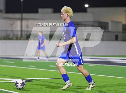 Thumbnail 3 in Plano West vs. Coppell (UIL 6A Division 1 Regional Final Playoff) photogallery.