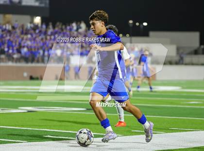 Thumbnail 3 in Plano West vs. Coppell (UIL 6A Division 1 Regional Final Playoff) photogallery.