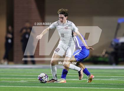 Thumbnail 2 in Plano West vs. Coppell (UIL 6A Division 1 Regional Final Playoff) photogallery.
