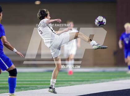 Thumbnail 3 in Plano West vs. Coppell (UIL 6A Division 1 Regional Final Playoff) photogallery.