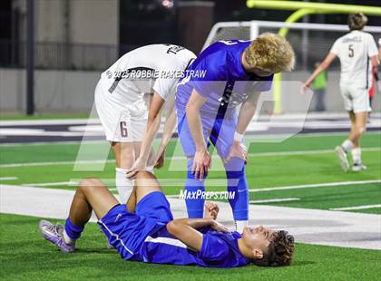 Thumbnail 3 in Plano West vs. Coppell (UIL 6A Division 1 Regional Final Playoff) photogallery.