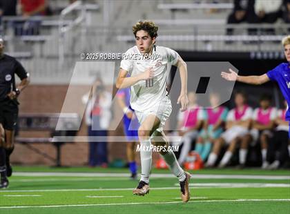 Thumbnail 1 in Plano West vs. Coppell (UIL 6A Division 1 Regional Final Playoff) photogallery.