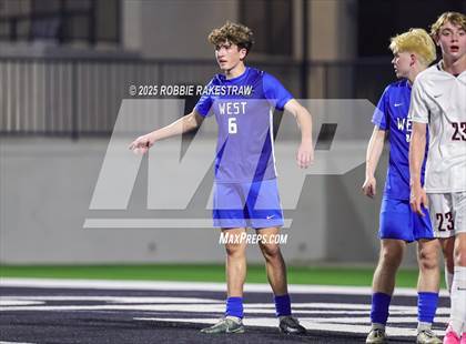 Thumbnail 3 in Plano West vs. Coppell (UIL 6A Division 1 Regional Final Playoff) photogallery.