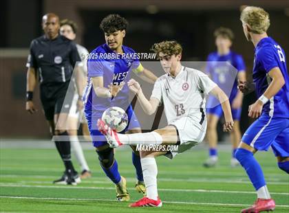 Thumbnail 1 in Plano West vs. Coppell (UIL 6A Division 1 Regional Final Playoff) photogallery.