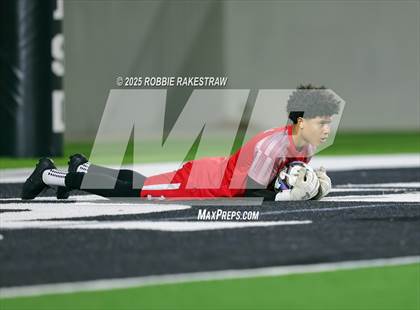 Thumbnail 2 in Plano West vs. Coppell (UIL 6A Division 1 Regional Final Playoff) photogallery.