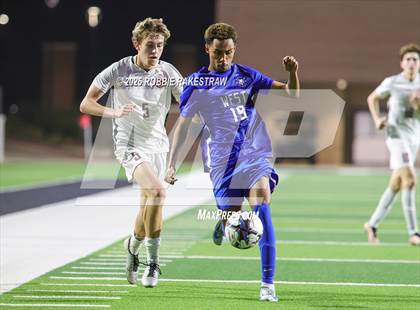 Thumbnail 1 in Plano West vs. Coppell (UIL 6A Division 1 Regional Final Playoff) photogallery.
