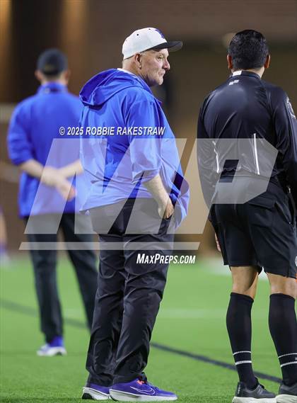 Thumbnail 2 in Plano West vs. Coppell (UIL 6A Division 1 Regional Final Playoff) photogallery.