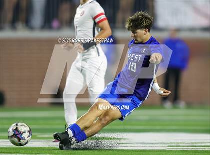 Thumbnail 1 in Plano West vs. Coppell (UIL 6A Division 1 Regional Final Playoff) photogallery.