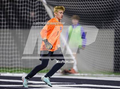 Thumbnail 2 in Plano West vs. Coppell (UIL 6A Division 1 Regional Final Playoff) photogallery.