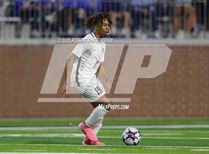 Thumbnail 1 in Plano West vs. Coppell (UIL 6A Division 1 Regional Final Playoff) photogallery.