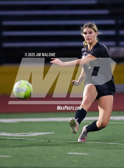 Thumbnail 1 in JV: Archbishop Mitty @ Mountain View photogallery.