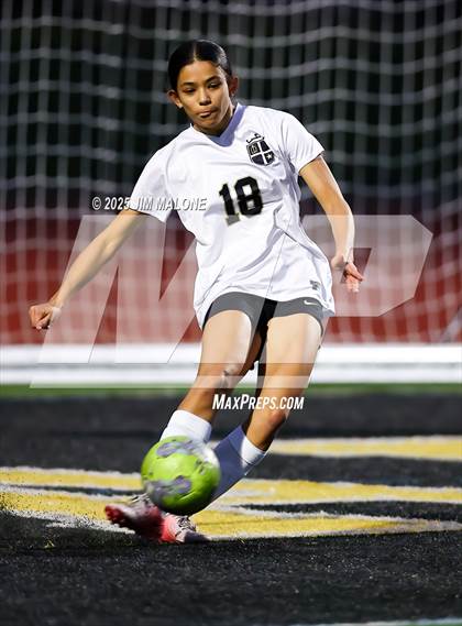 Thumbnail 2 in JV: Archbishop Mitty @ Mountain View photogallery.
