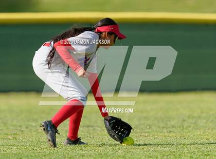 Thumbnail 3 in Valley vs Virgin Valley (NIAA 3A Southern Softball Round 1) photogallery.