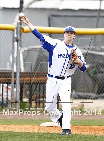 Thumbnail 3 in East Hamilton vs. Wilson Central photogallery.