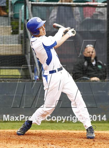 Thumbnail 1 in East Hamilton vs. Wilson Central photogallery.