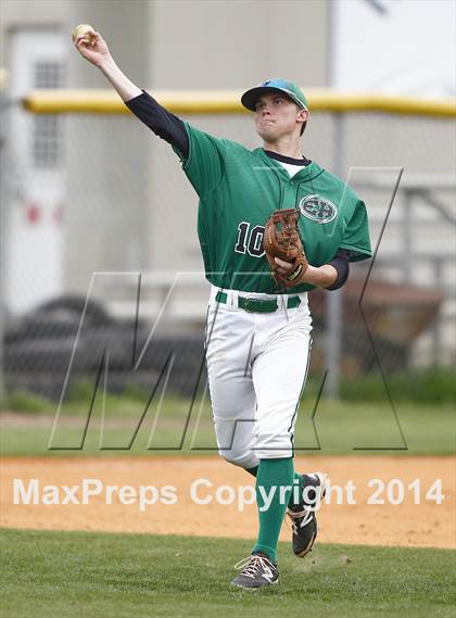 Thumbnail 3 in East Hamilton vs. Wilson Central photogallery.