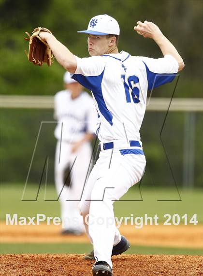 Thumbnail 3 in East Hamilton vs. Wilson Central photogallery.