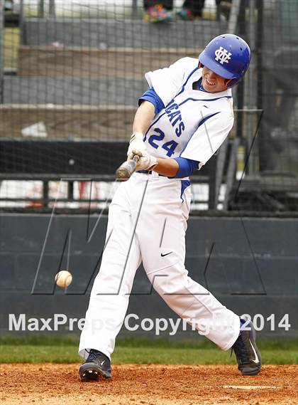 Thumbnail 1 in East Hamilton vs. Wilson Central photogallery.
