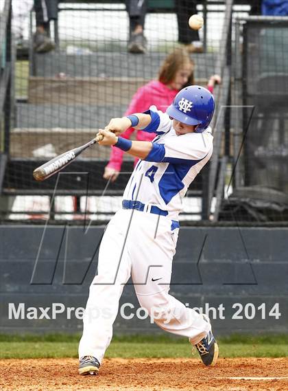Thumbnail 3 in East Hamilton vs. Wilson Central photogallery.