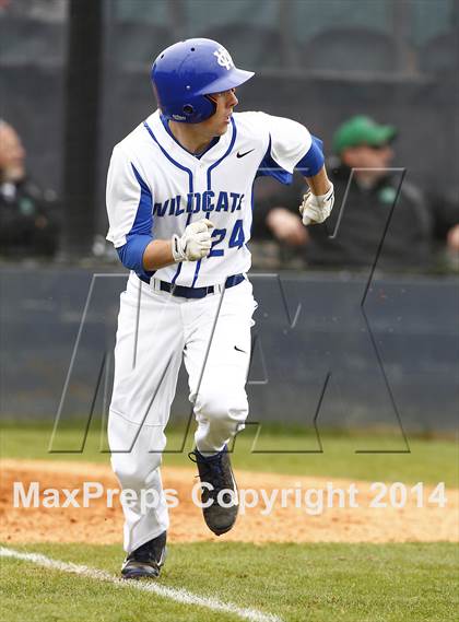 Thumbnail 2 in East Hamilton vs. Wilson Central photogallery.